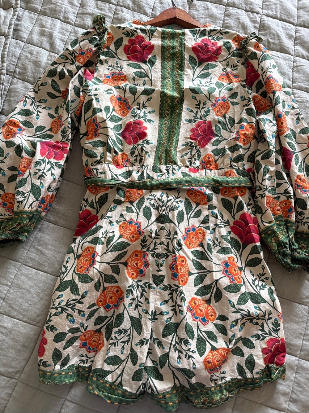 Farm Rio Garden Tapestry Floral Plunge Romper Medium Belted Boho - Picture 9 of 9